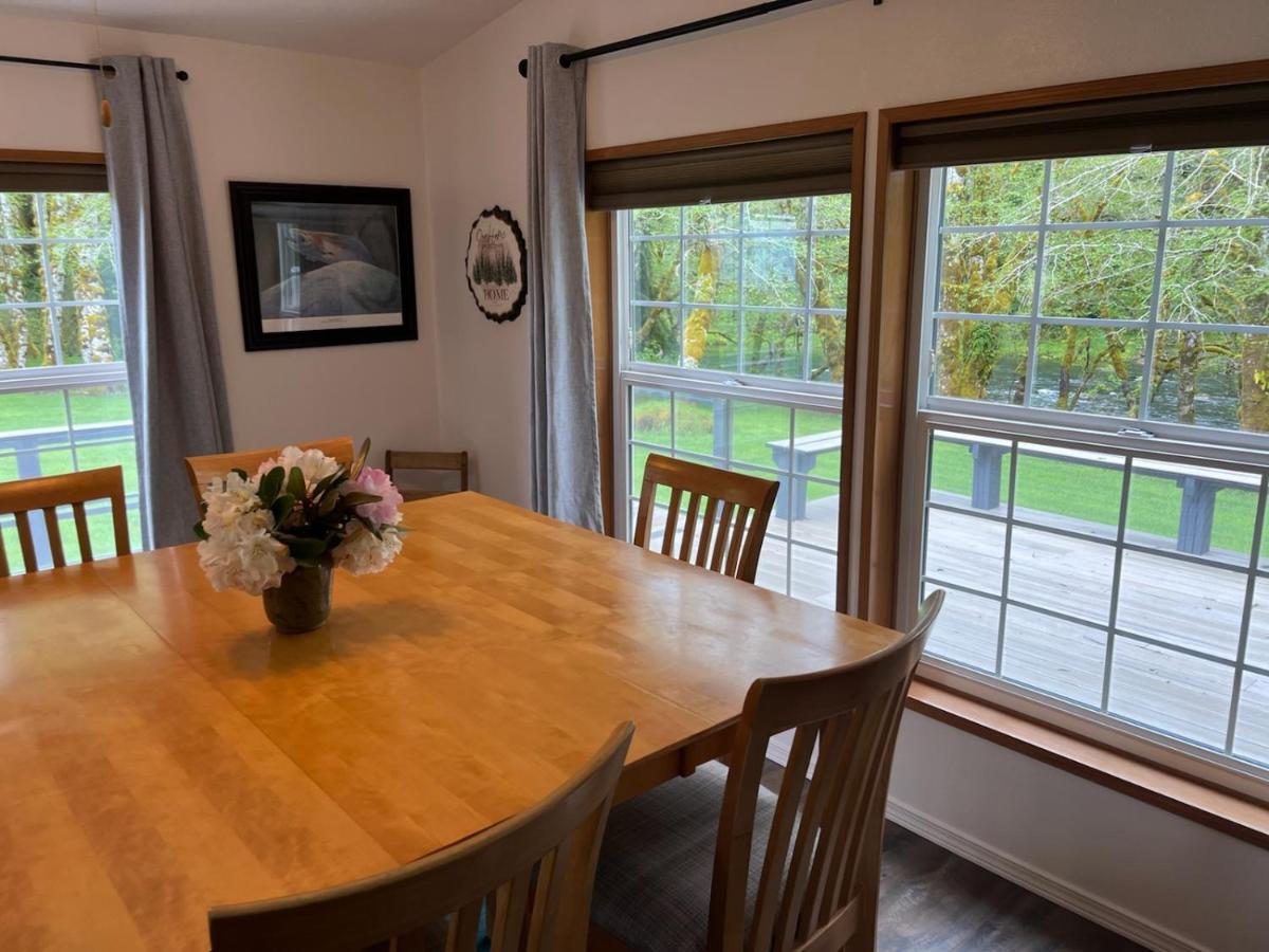 A Relaxing Getaway-A Backwoods Cabin Solduc River Beaver Extérieur photo